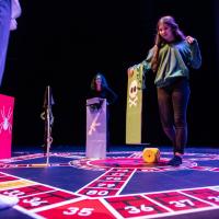 Schnittstellen_BlackDay_gold_extra