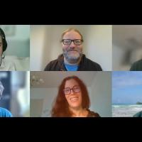 gold extra Storycase Team