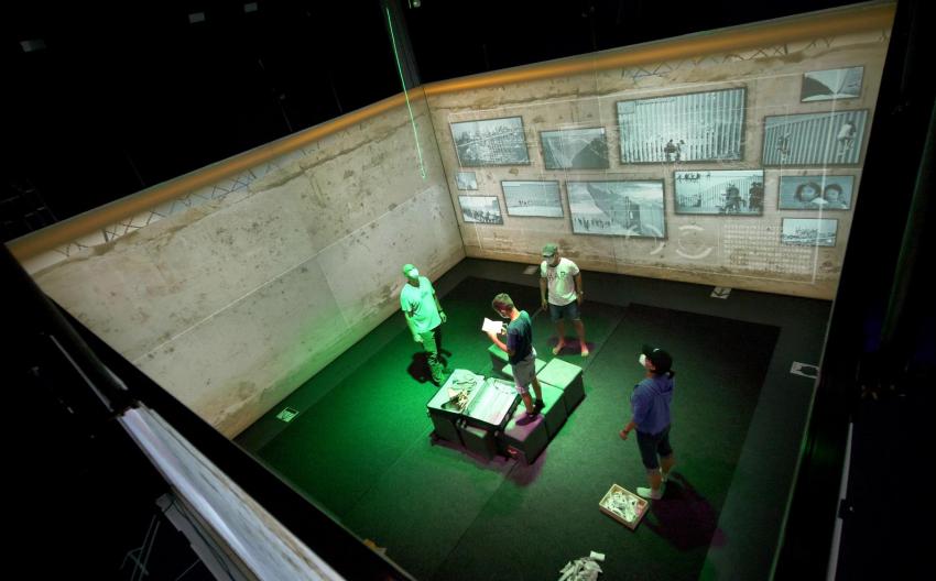 BORDER GRID (c) gold extra